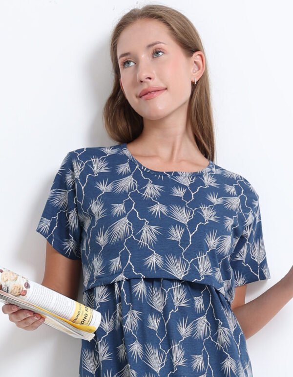 Women’s Zipless Feeding Blue Leaf Print Nighty