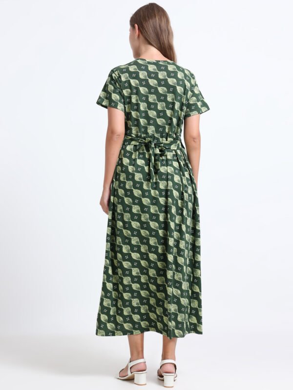 Elegant Green Printed Zipless Feeding Top